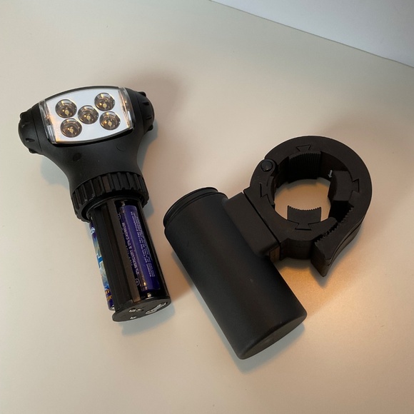 **Free with Purchase** LED BBQ Light - Grill Lamp - Picture 6 of 8